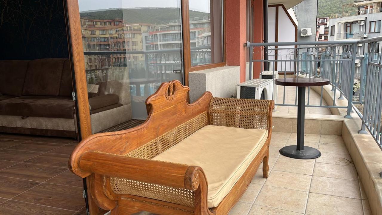 Sun Wave Apartment Presige Sveti Vlas Bagian luar foto