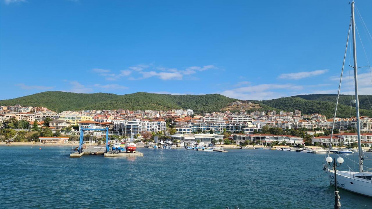 Sun Wave Apartment Presige Sveti Vlas Bagian luar foto