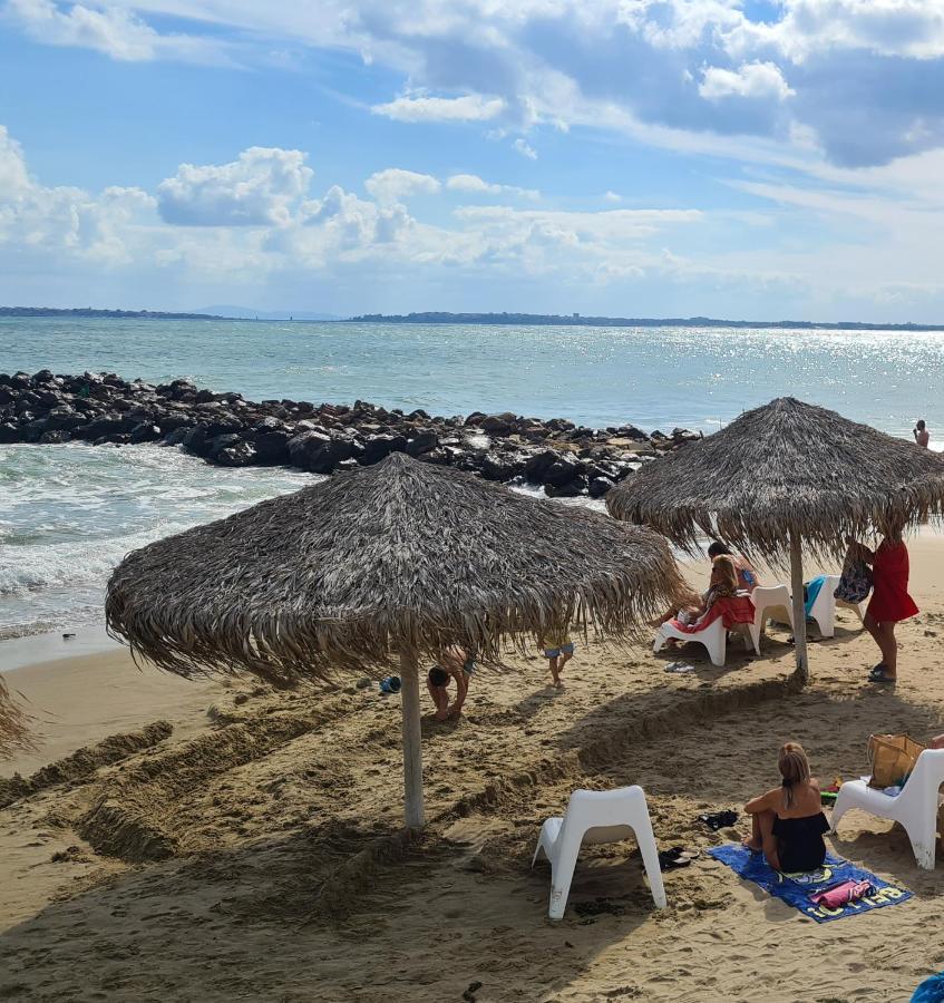 Sun Wave Apartment Presige Sveti Vlas Bagian luar foto